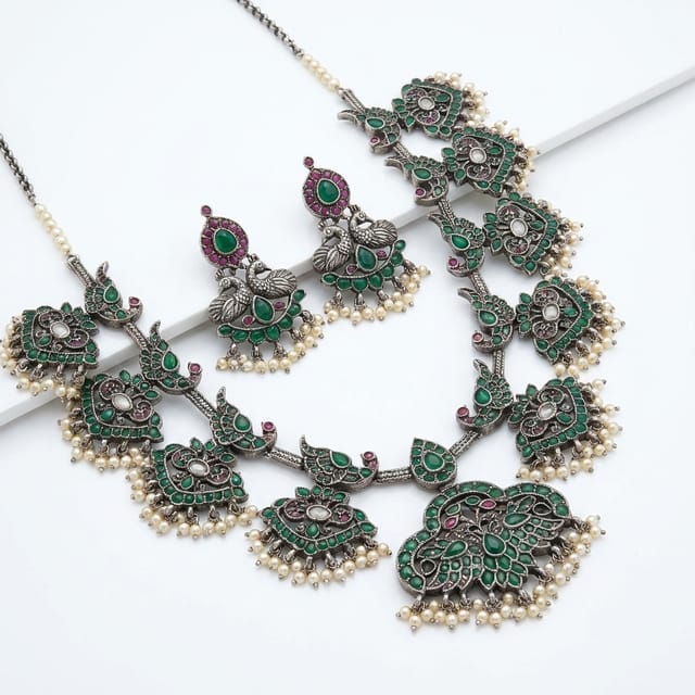 The Imperial Peacock: Antique Silver Green Guttapusalu Necklace