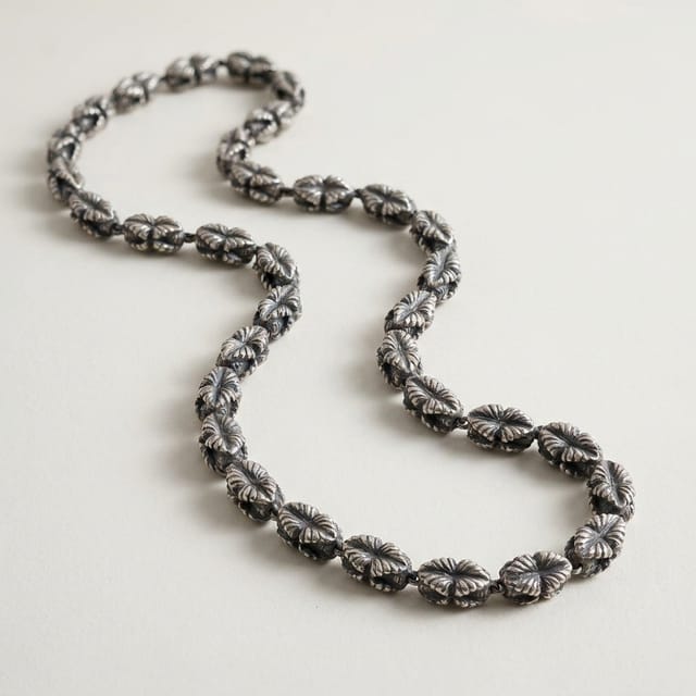 Vintage Antique Silver Textured Leaf Pod Mala Haram