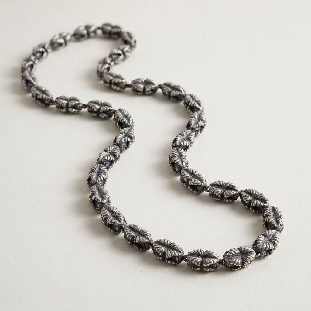 Vintage Antique Silver Textured Leaf Pod Mala Haram
